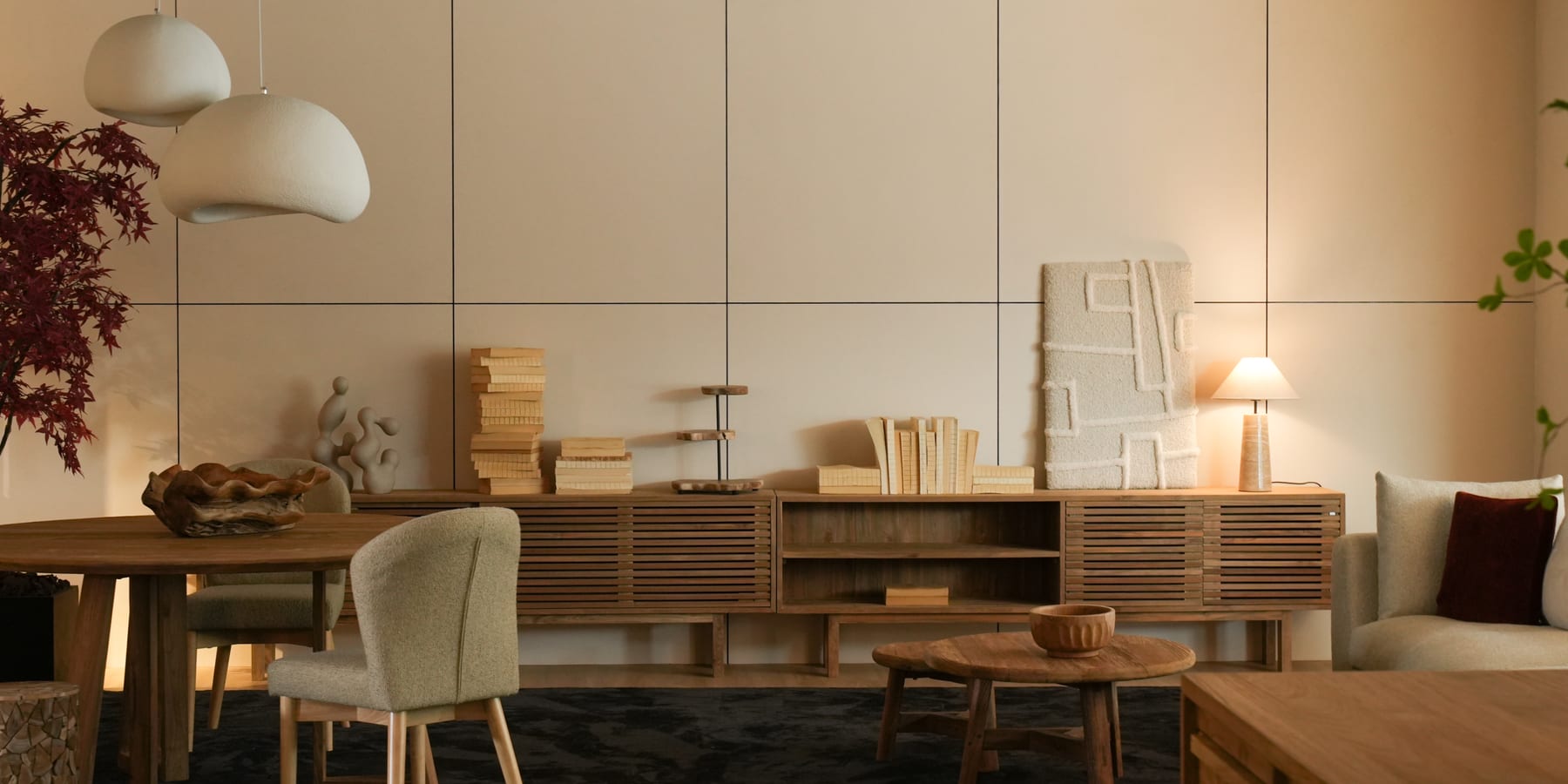 Sideboard & Console